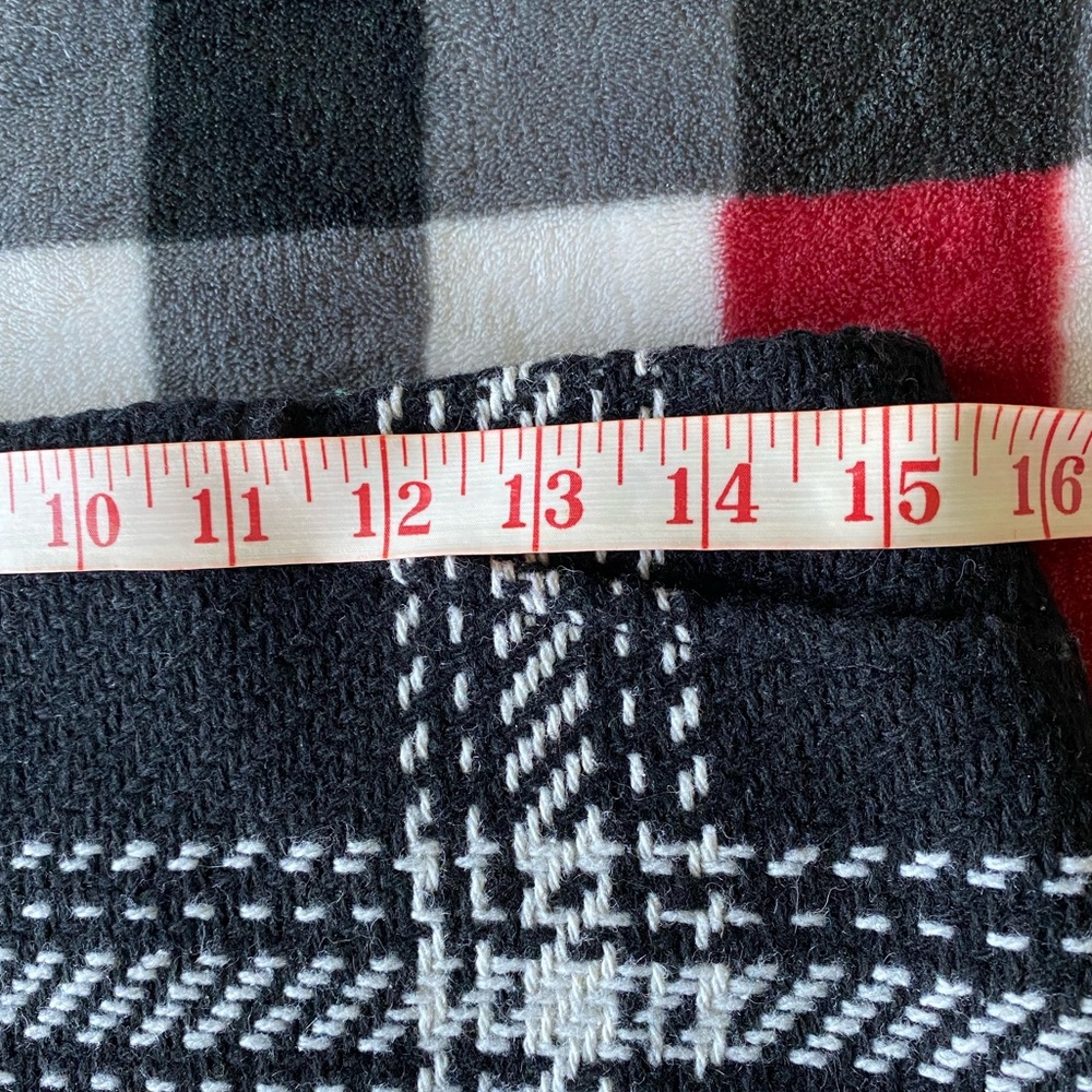 GAP Check Skirt - Picture 6 of 7
